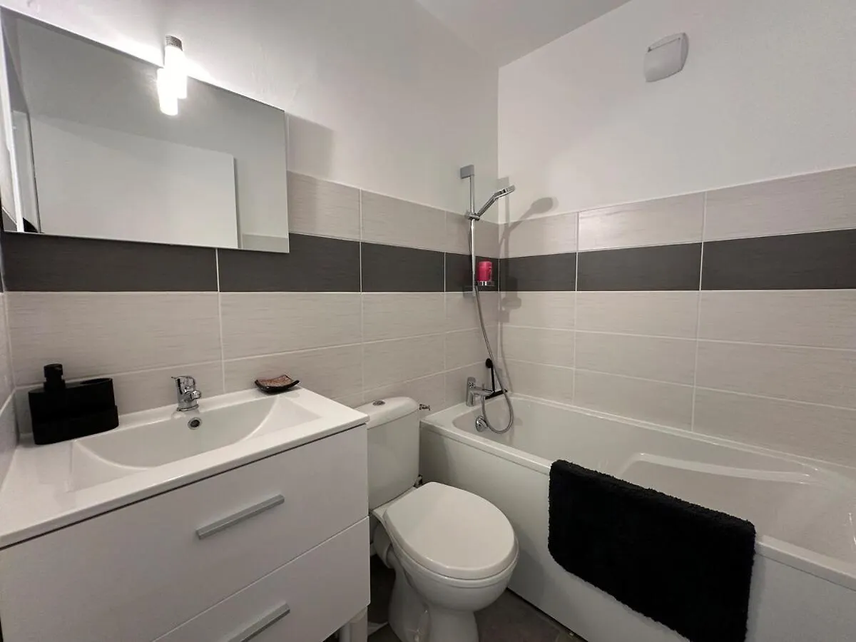 Apartament Cocon Proche Du Centre Ville - Balcon - Parking Vannes